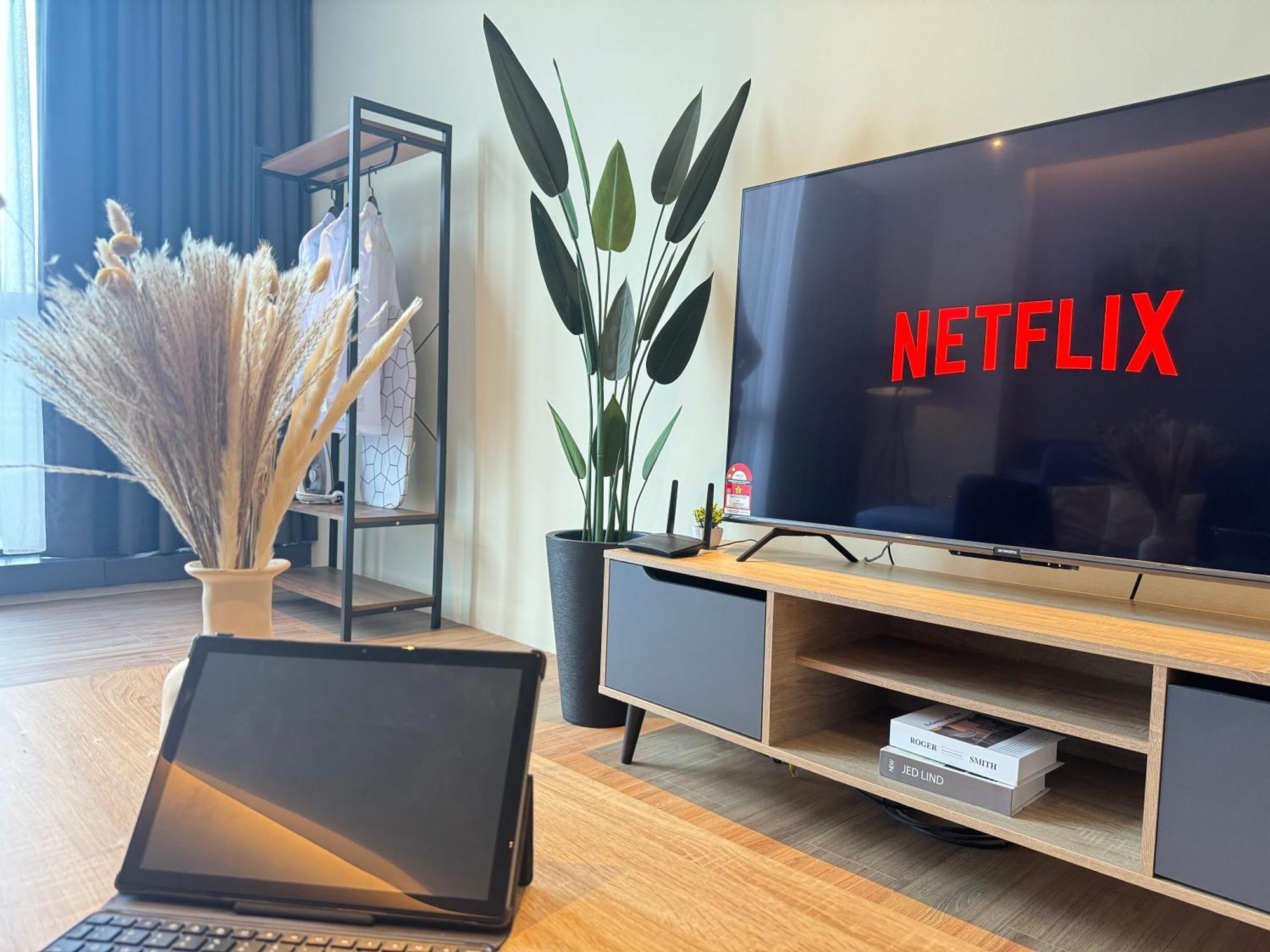 The Tinto Netflix Screen & Sleep - Bangsar South Mid Valley Kuala Lumpur Extérieur photo