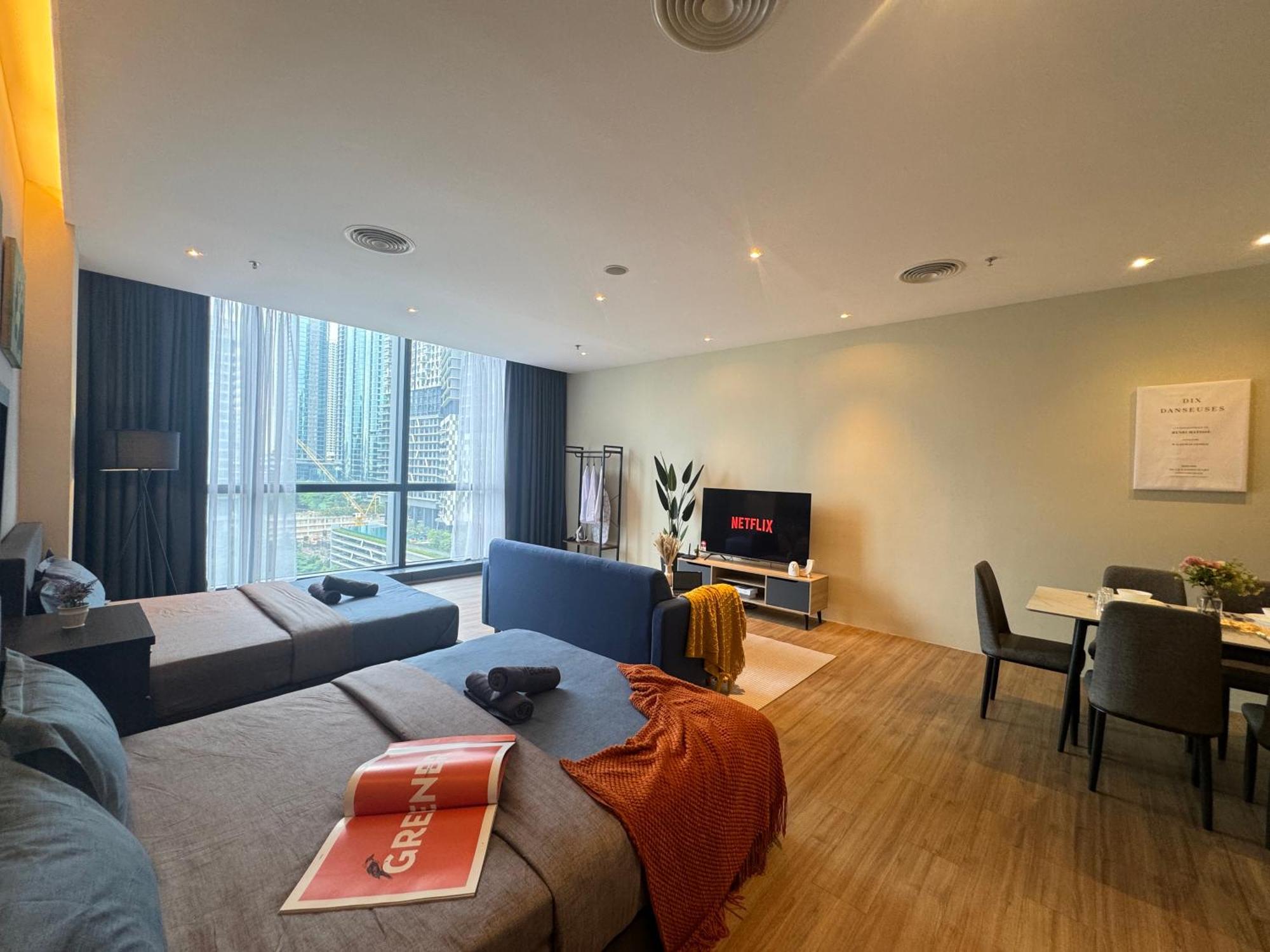 The Tinto Netflix Screen & Sleep - Bangsar South Mid Valley Kuala Lumpur Extérieur photo