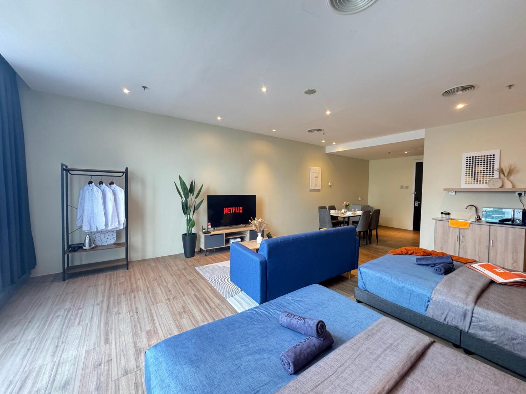 The Tinto Netflix Screen & Sleep - Bangsar South Mid Valley Kuala Lumpur Extérieur photo